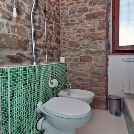 Delightful House In Italy 2 -la Genza *